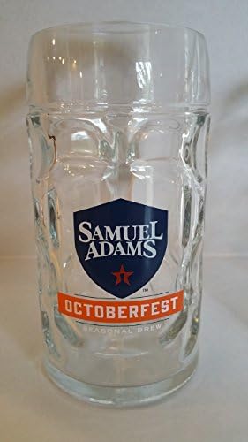(1) от Самюъл Адамс в Октомврийската фестивала повдига бирен чаша Stein