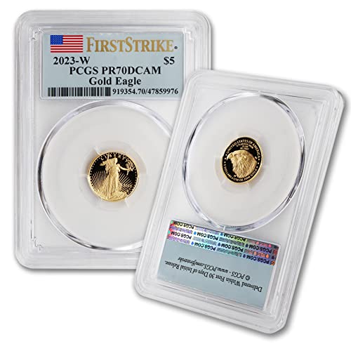Монета 2023 г. тегло 1/10 унция от оборотната злато American Eagle с дълбока камеей PR70 (етикет с флага на първи удар) на