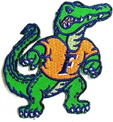 Флорида Крокодил, който Стои на Футболна Спортна Нашивке, Ютия с Бродерия на Лого, Пришивание