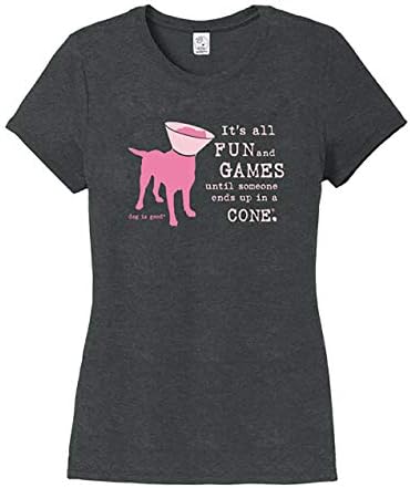 Кучето е Добре, Това е Всичко за забавление и игри, докато някой Не се Окаже в Конус от Женска тениска с къс ръкав - един Чудесен подарък за любители на кучета