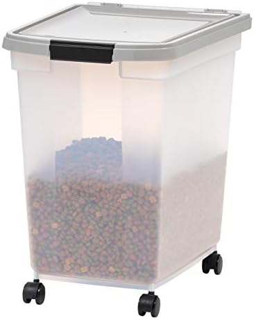 IRIS USA 50 Паунда / 65 Кв. Запечатан контейнер за съхранение на храна за домашни любимци WeatherPro с подвижни колела,