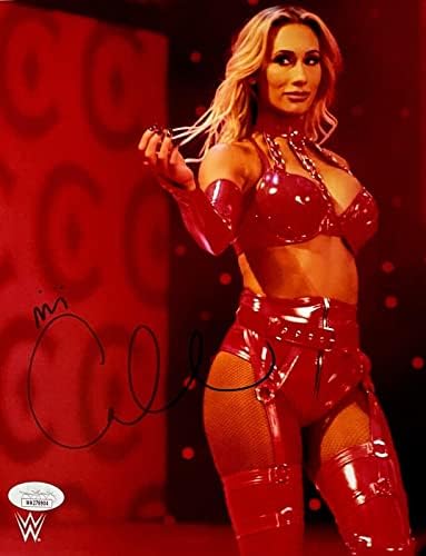 Изключителна снимка Кармеллы WWE с Автограф 8x10, Удостоверяване на JSA 9 - Снимки Рестлинга с автограф