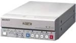 Цифров видеокассетный рекордер SONY DSR-11 DVCAM (спрян от производство производителя)