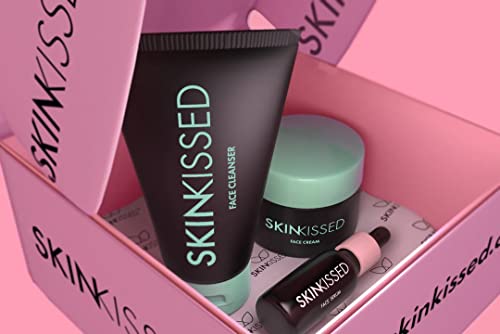 SKINKISSED 3 Step Пакет - Серум с витамин С и Хиалуронова киселина, Овлажняващ Крем за лицето и кожата и Хидратиращ