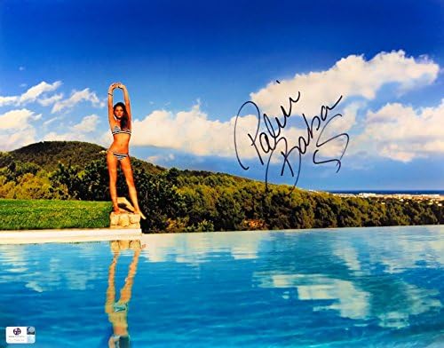 Барбара Палвин Подписа Снимка с Автограф 11X14 Секси Бикини на ръба на басейна GV796686