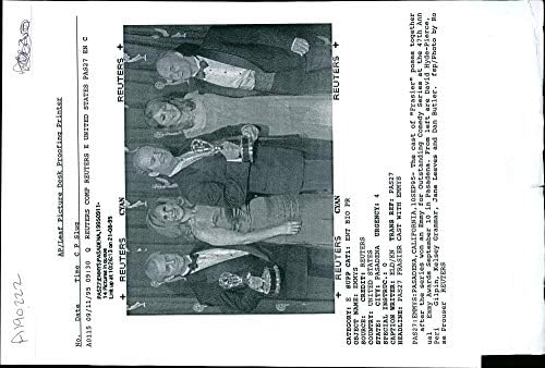 Винтажное снимка е от предаването Фрейзър: Дейвид Хайд-Пиърс, Пери Гилпин, Келси Грэммос, Джейн Ливз и Дан Бътлър.