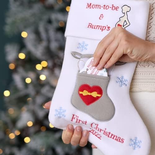 Първите коледни чорапи Heart's Sign Удари 2022 - Коледни чорапи на бъдещата майка и Бампа 2022 | Коледни обява за бременност, Чорапи | Дете в пътя, Чорапи | Баба и дядо